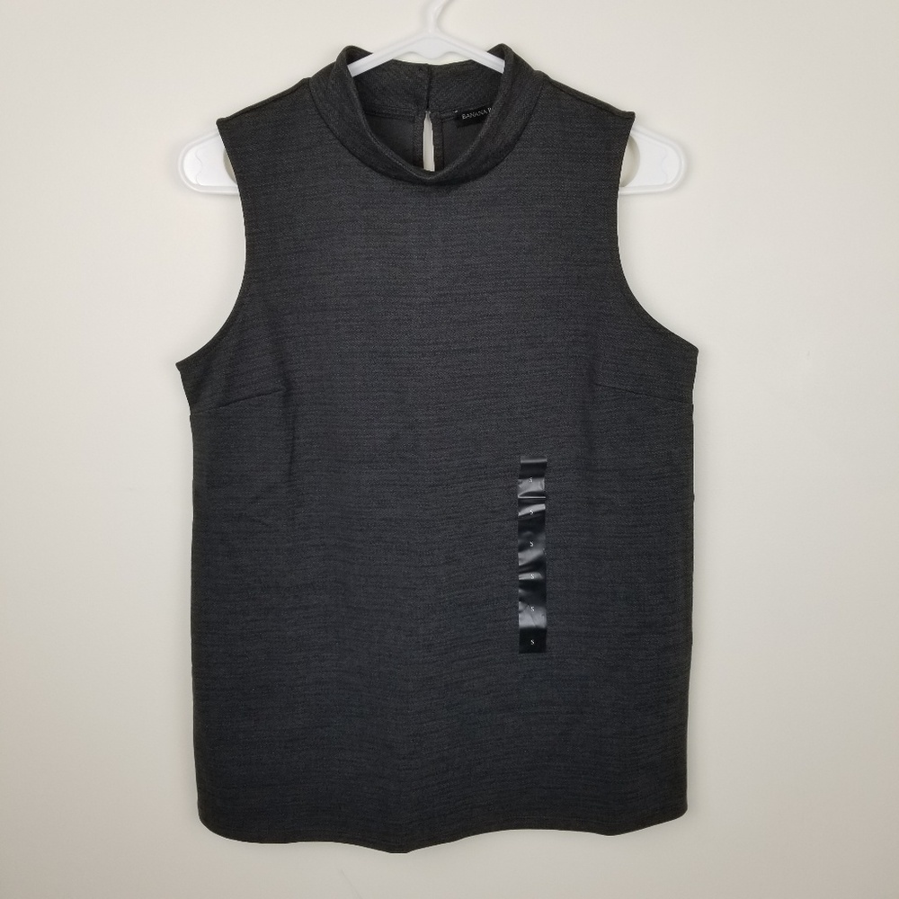 🎁3/$15 Banana Republic Top